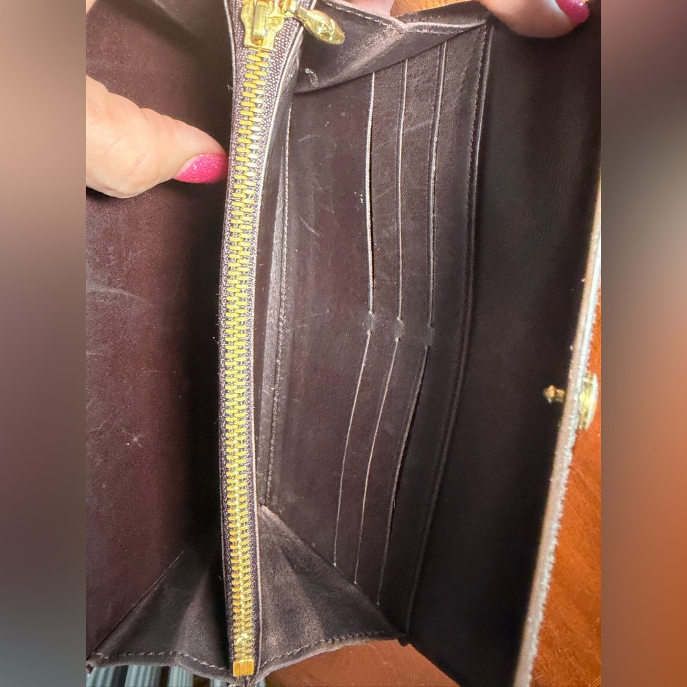 LOUIS VUITTON Vernis Purple Long Wallet with COA (dust bag NOT INCLUDED.) - Picture 8 of 17